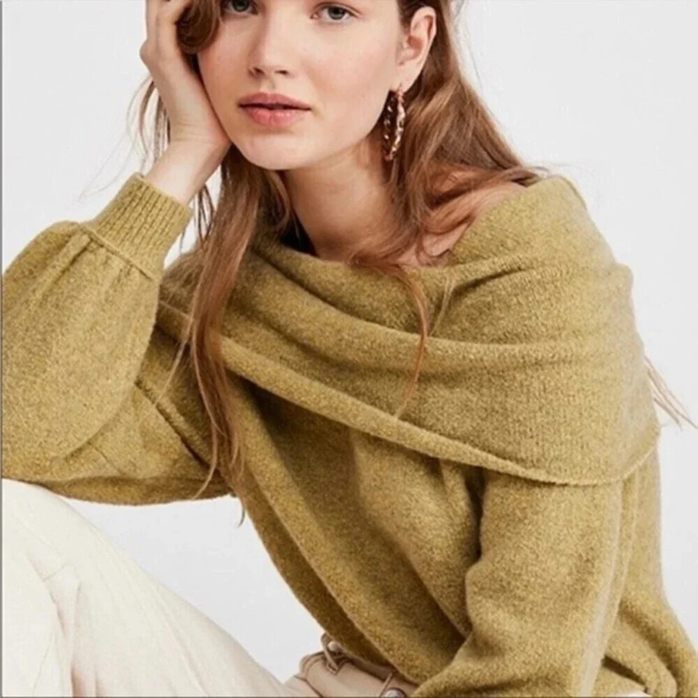 Free People Echo Beach Over the Soulder Light Green Pullover XS